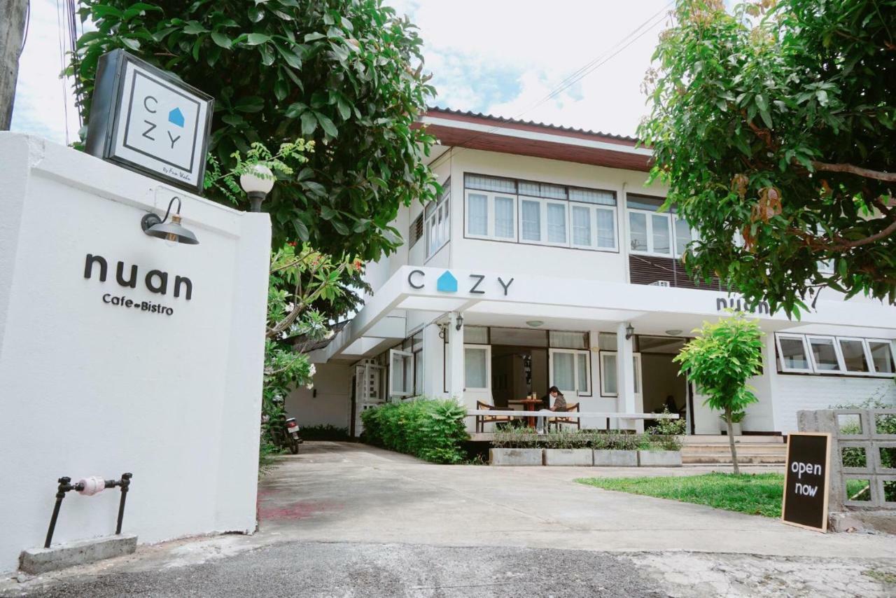 Cozy By Funwahn Bed & Breakfast Chiang Mai Exterior foto