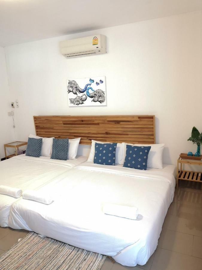 Cozy By Funwahn Bed & Breakfast Chiang Mai Exterior foto