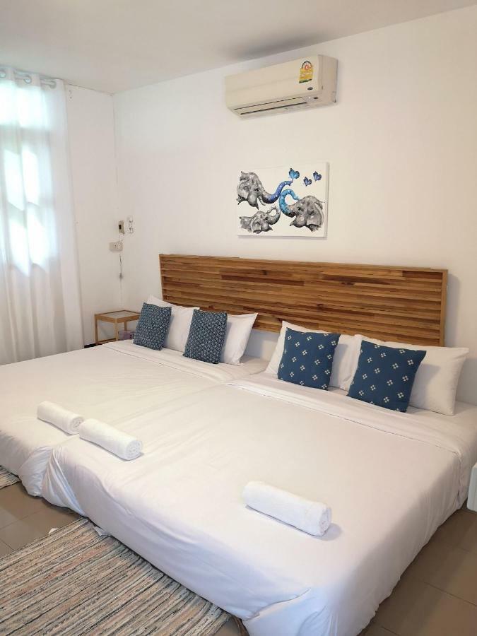 Cozy By Funwahn Bed & Breakfast Chiang Mai Exterior foto