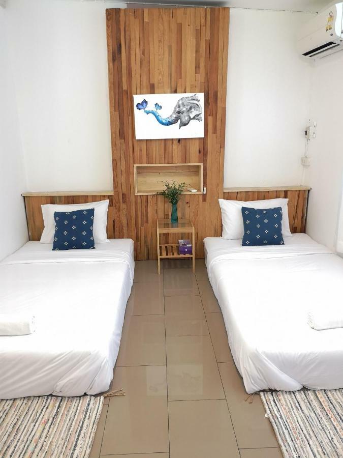 Cozy By Funwahn Bed & Breakfast Chiang Mai Exterior foto